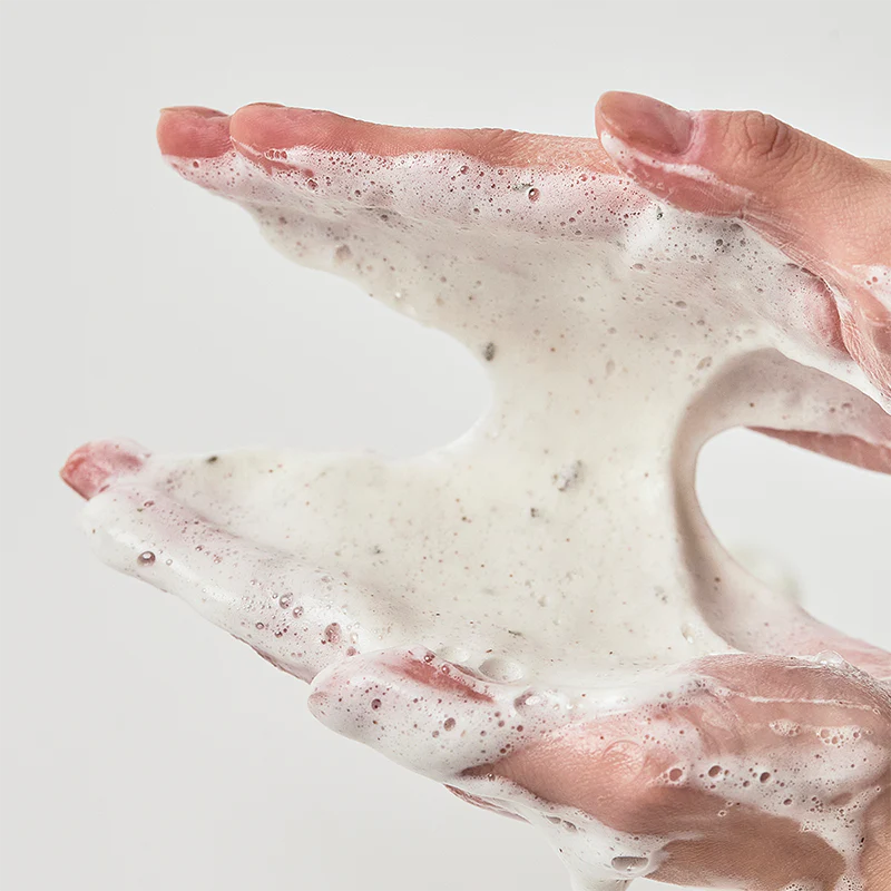 Mousse nettoyante